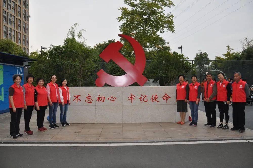 “全自动装车神器”:提升化工原料企业装车效率的新利器